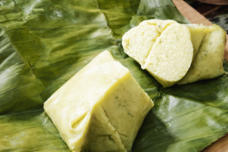 sajian tradisional Bugis-Makassar